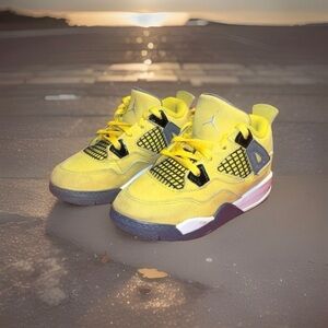 Jordan Kids Bright Yellow and Black Retro Basketball Sneakers